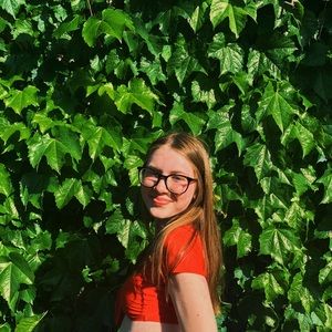 Meet your Posher, Madelyn